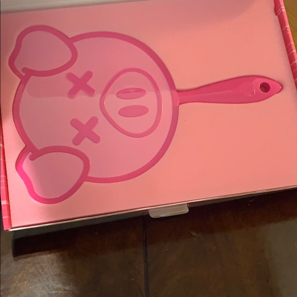Jeffree Star x Shane Dawson pink pig mirror